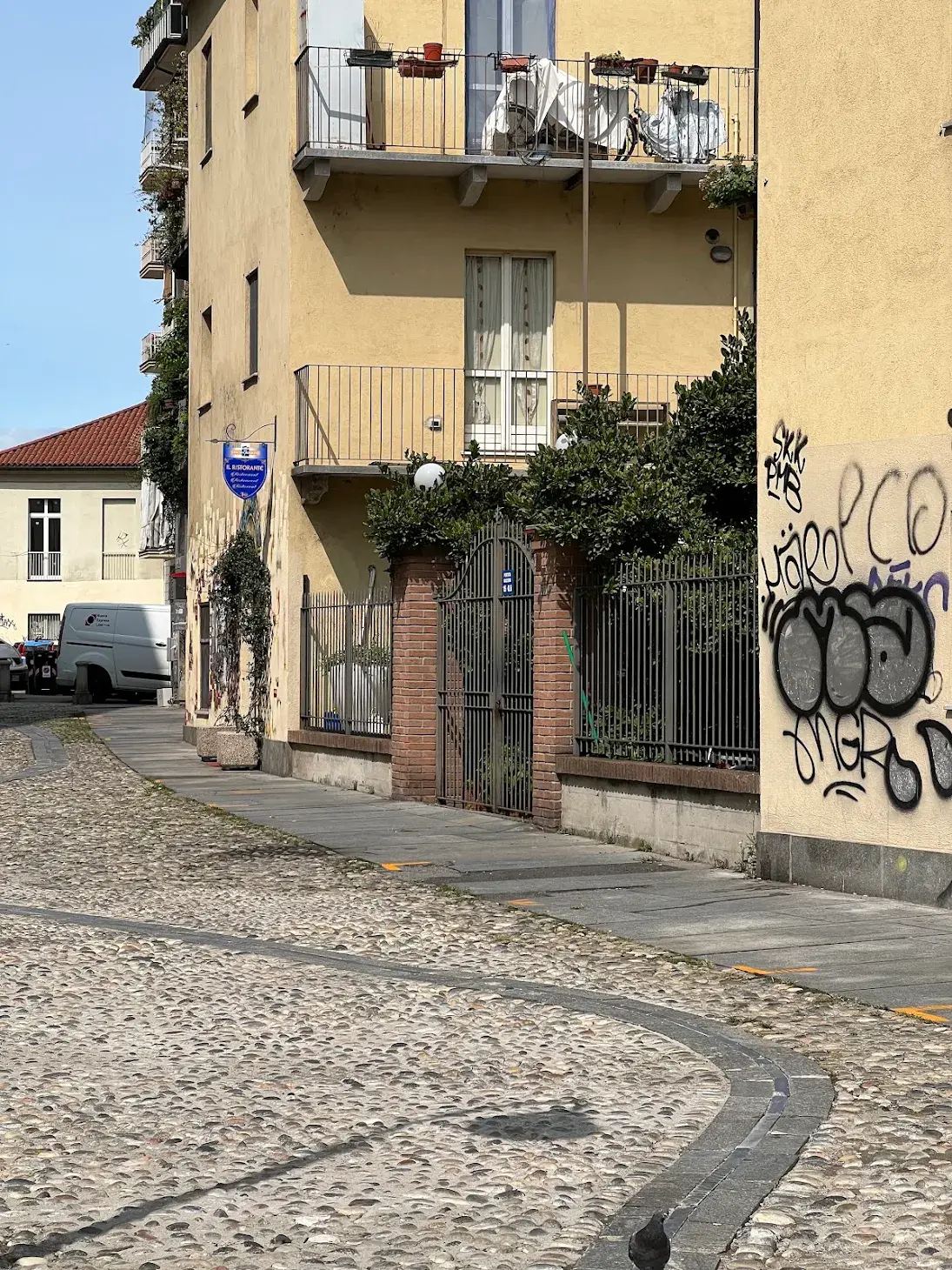 La Tana dei Tre nel quartiere Balon